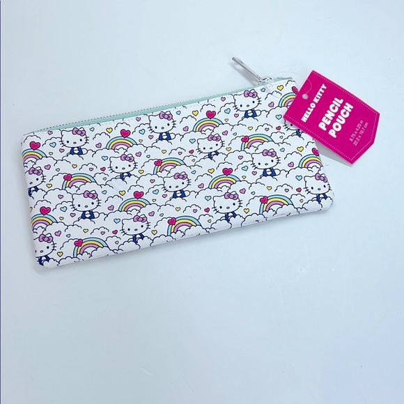 Hello Kitty zippered cosmetic pouch, pencil case, everyday pouch NWT - Picture 2 of 16